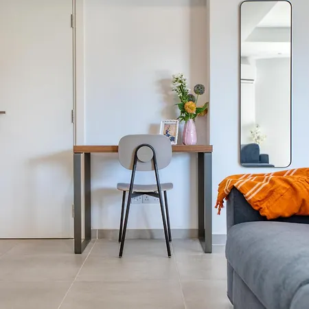 Stunning Heart Of St Julians Sleeps 5 Appartement