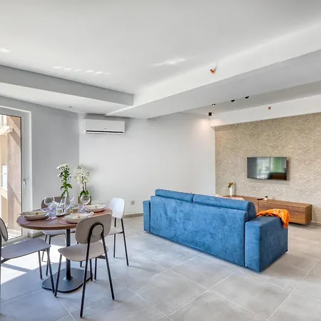 Stunning Heart Of St Julians Sleeps 5 San Pawl il-Baħar